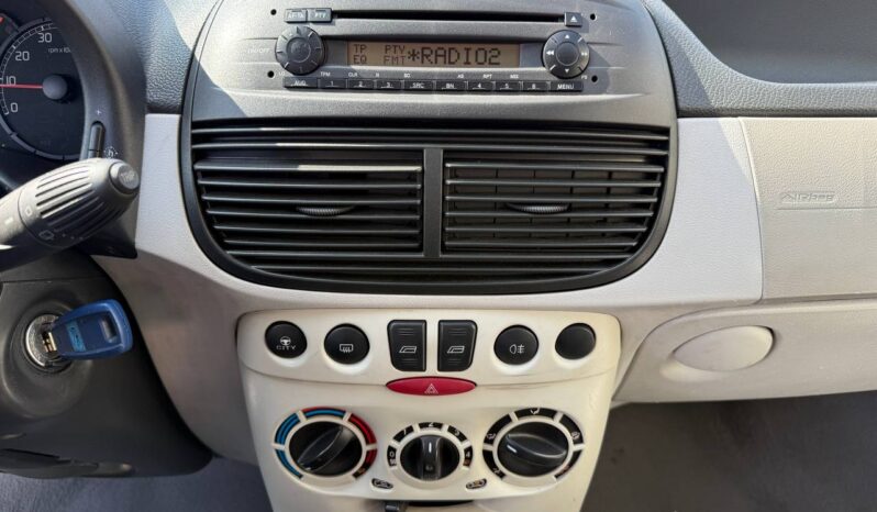 FIAT PUNTO 1.2 DYNAMIC 60CV 5P pieno