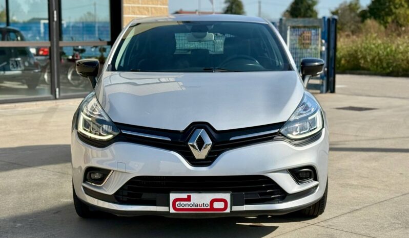 RENAULT CLIO 0.9 TCE MOSCHINO ZEN pieno