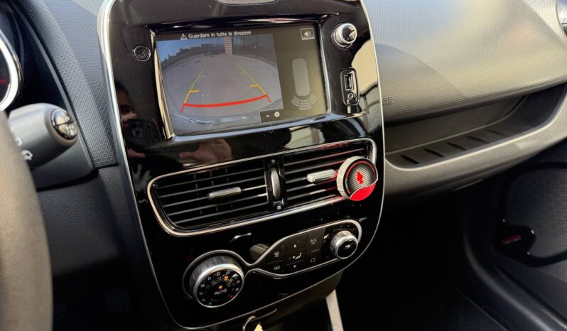 RENAULT CLIO 0.9 TCE MOSCHINO ZEN pieno