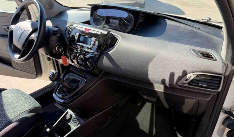 LANCIA YPSILON 1.2 69CV ELEFANTINO pieno