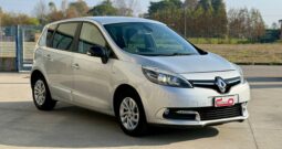 RENAULT SCENIC XMOD 1.2 TCE LIMITED