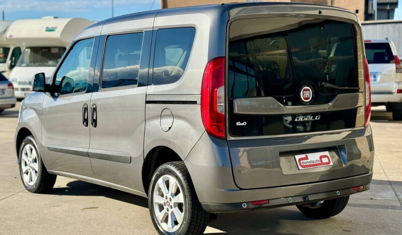 FIAT DOBLO’ TJET 120CV LOUNGE pieno