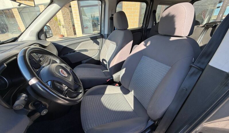 FIAT DOBLO’ TJET 120CV LOUNGE pieno