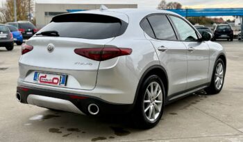 ALFA ROMEO STELVIO 2.2 T BUSINESS AT8 RWD pieno