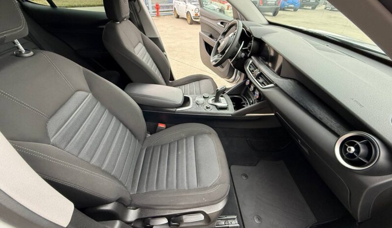 ALFA ROMEO STELVIO 2.2 T BUSINESS AT8 RWD pieno