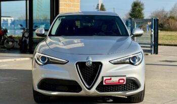 ALFA ROMEO STELVIO 2.2 T BUSINESS AT8 RWD pieno