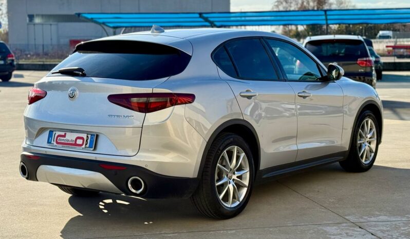 ALFA ROMEO STELVIO 2.2 T BUSINESS AT8 RWD pieno