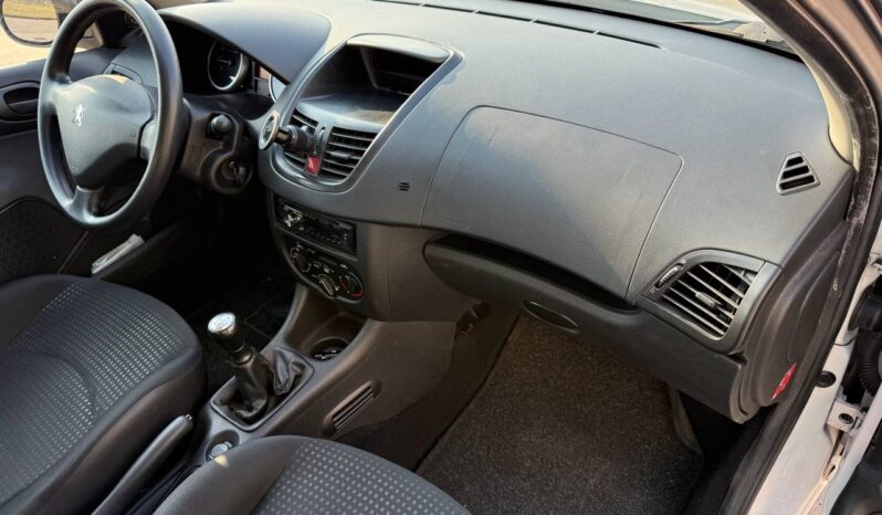 PEUGEOT 206+ URBAN 5P pieno