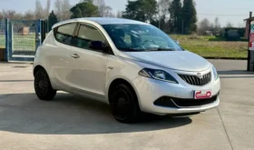 LANCIA YPSILON 1.0 HYBRID SILVER S