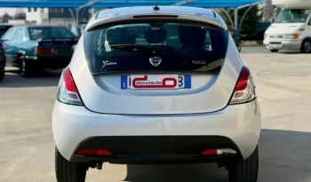 LANCIA YPSILON 1.0 HYBRID SILVER S pieno