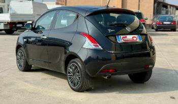 LANCIA YPSILON 1.0 HYBRID GOLD S pieno