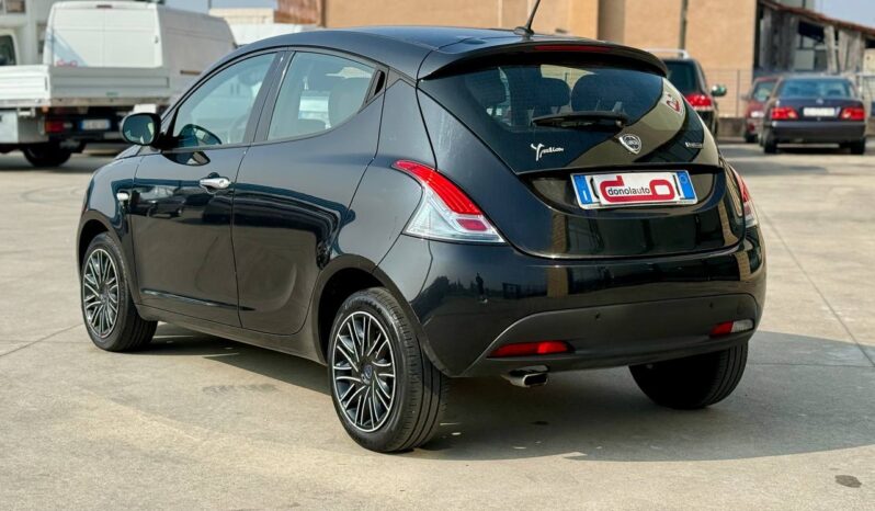 LANCIA YPSILON 1.0 HYBRID GOLD S pieno