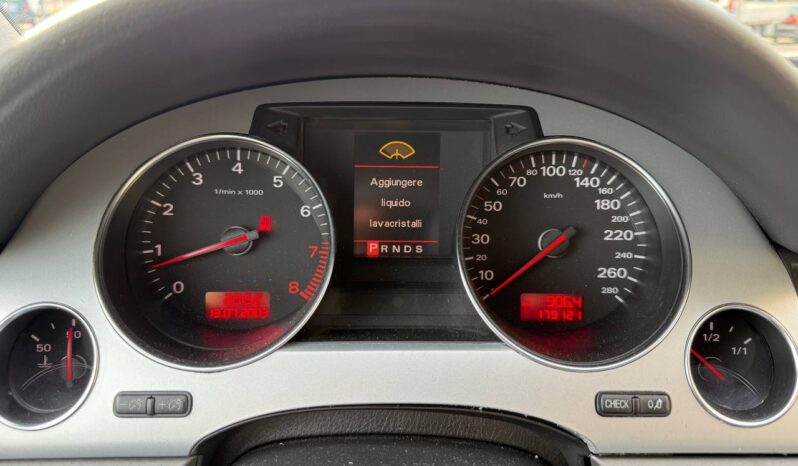 AUDI A8 4.2 V8 QUATTRO TIPTRONIC pieno
