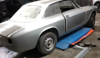 ALFA ROMEO GT 1300 JUNIOR pieno