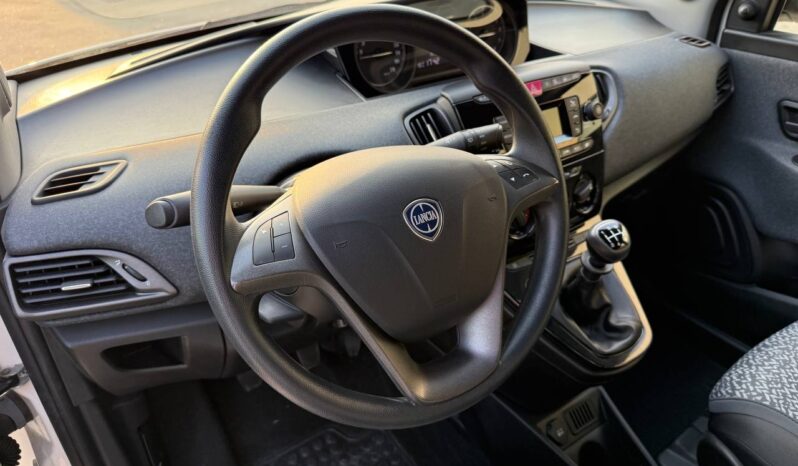 LANCIA YPSILON 1.2 69CV ELEFANTINO pieno