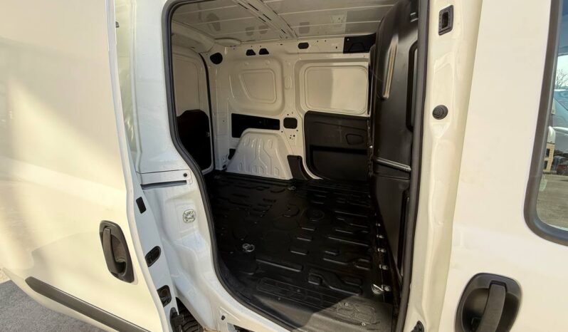 FIAT DOBLO 1.6 JTDM SX L1H1 pieno