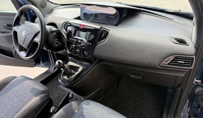 LANCIA YPSILON 1.0 HYBRID SILVER S pieno