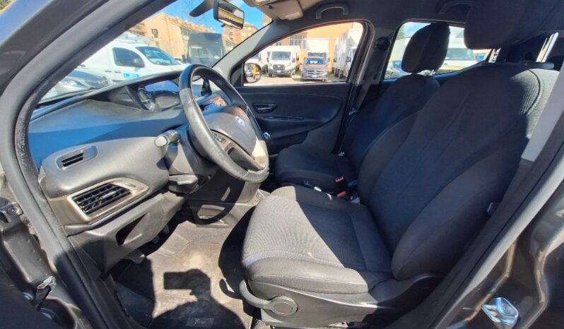 LANCIA YPSILON 1.2 69CV GOLD GPL EASYPOWER pieno