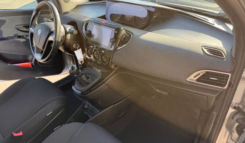 LANCIA YPSILON 1.0 HYBRID GOLD S pieno