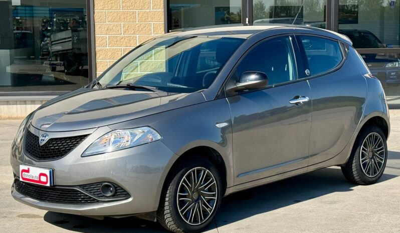 LANCIA YPSILON 1.2 69CV GOLD GPL EASYPOWER pieno