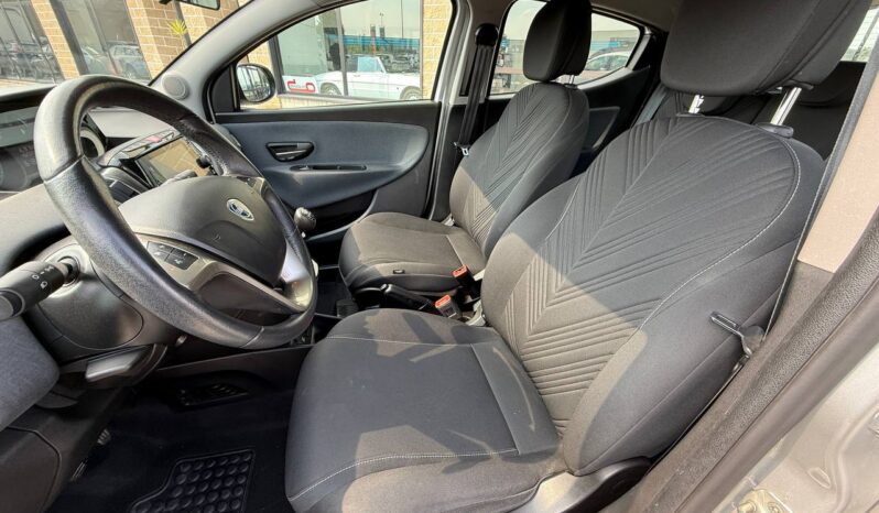 LANCIA YPSILON 1.0 HYBRID GOLD S pieno